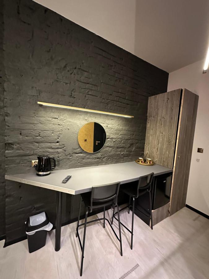 Darkhouse Versace Gold Lodź Bagian luar foto